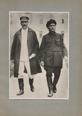 Сергей Миронович Киров / Под ред. Б.П. Позерна. Л.: Огиз-Изогиз, 1936.